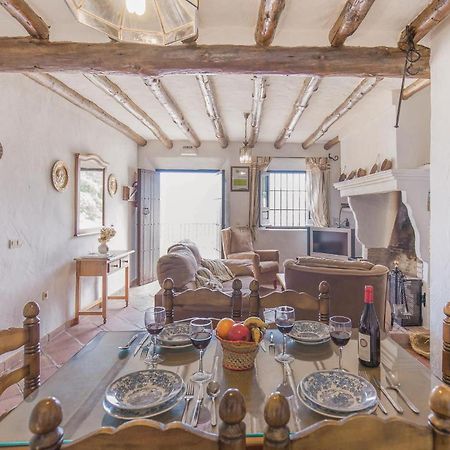 Cozy Home In Zahara De La Sierra With Kitchen Exteriér fotografie