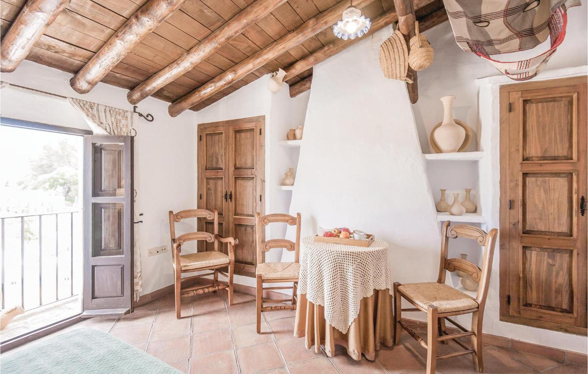 Cozy Home In Zahara De La Sierra With Kitchen Exteriér fotografie